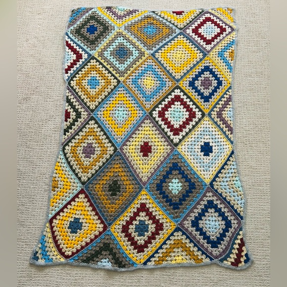 Other - Stunning Vintage Crochet Blanket